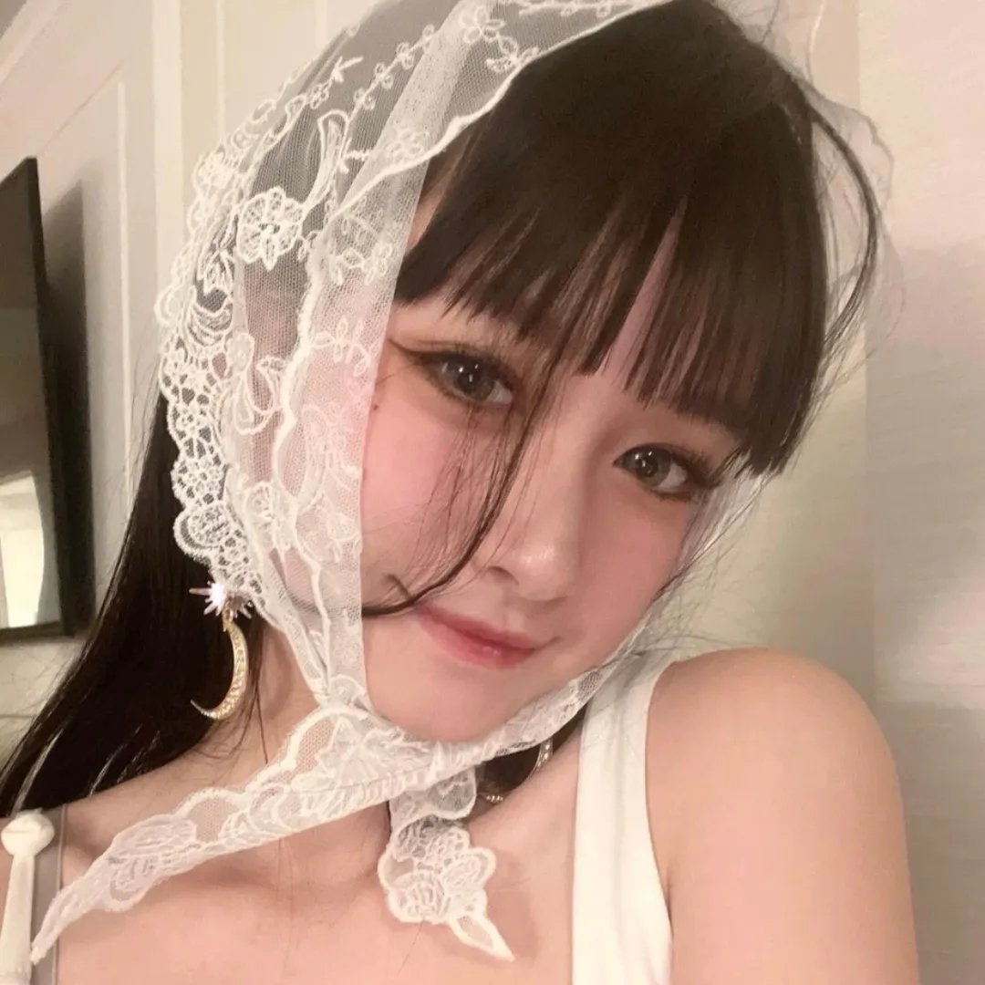 濶少艳福